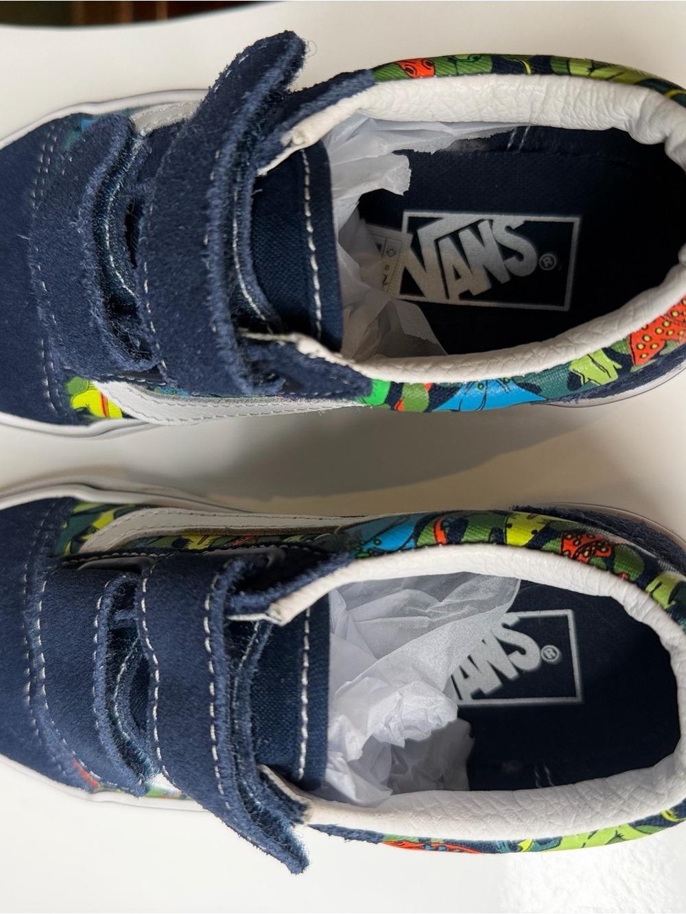 Vans Old Skool V Dinosaur Print Sneakers Kids Size 12 Hook & Loop Velcro Shoes - Picture 7 of 7